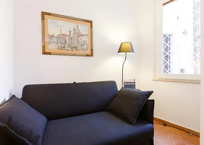 Apartamento Navona, Old